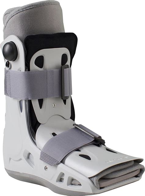 aircast short boot.